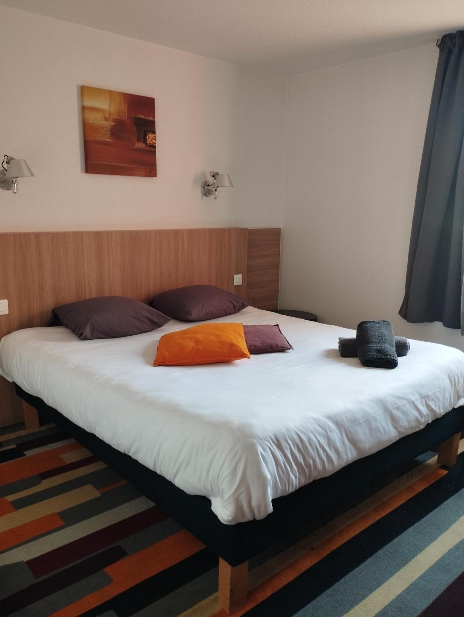 Kyriad Direct Agen Castelculier Buitenkant foto