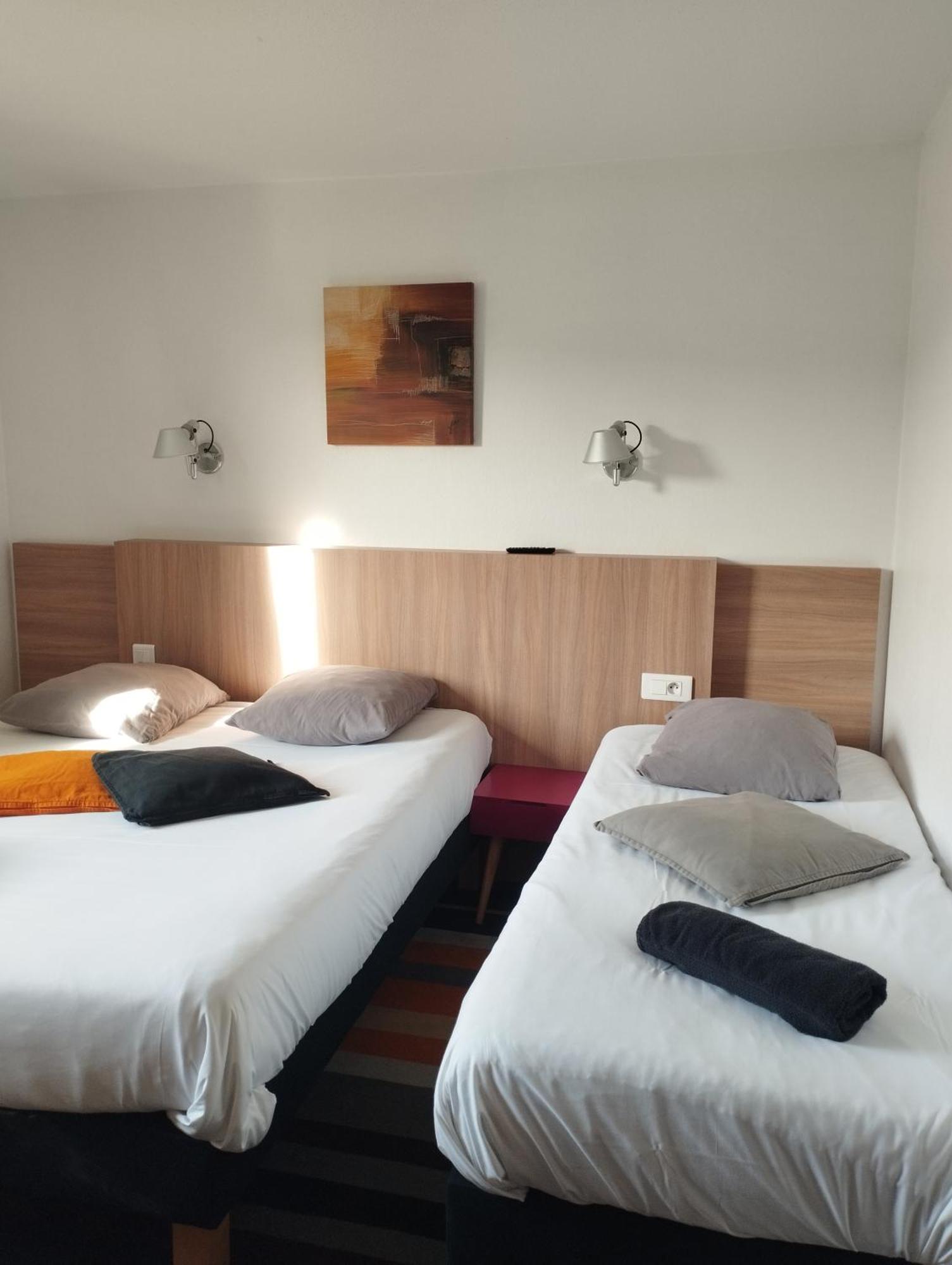 Kyriad Direct Agen Castelculier Buitenkant foto