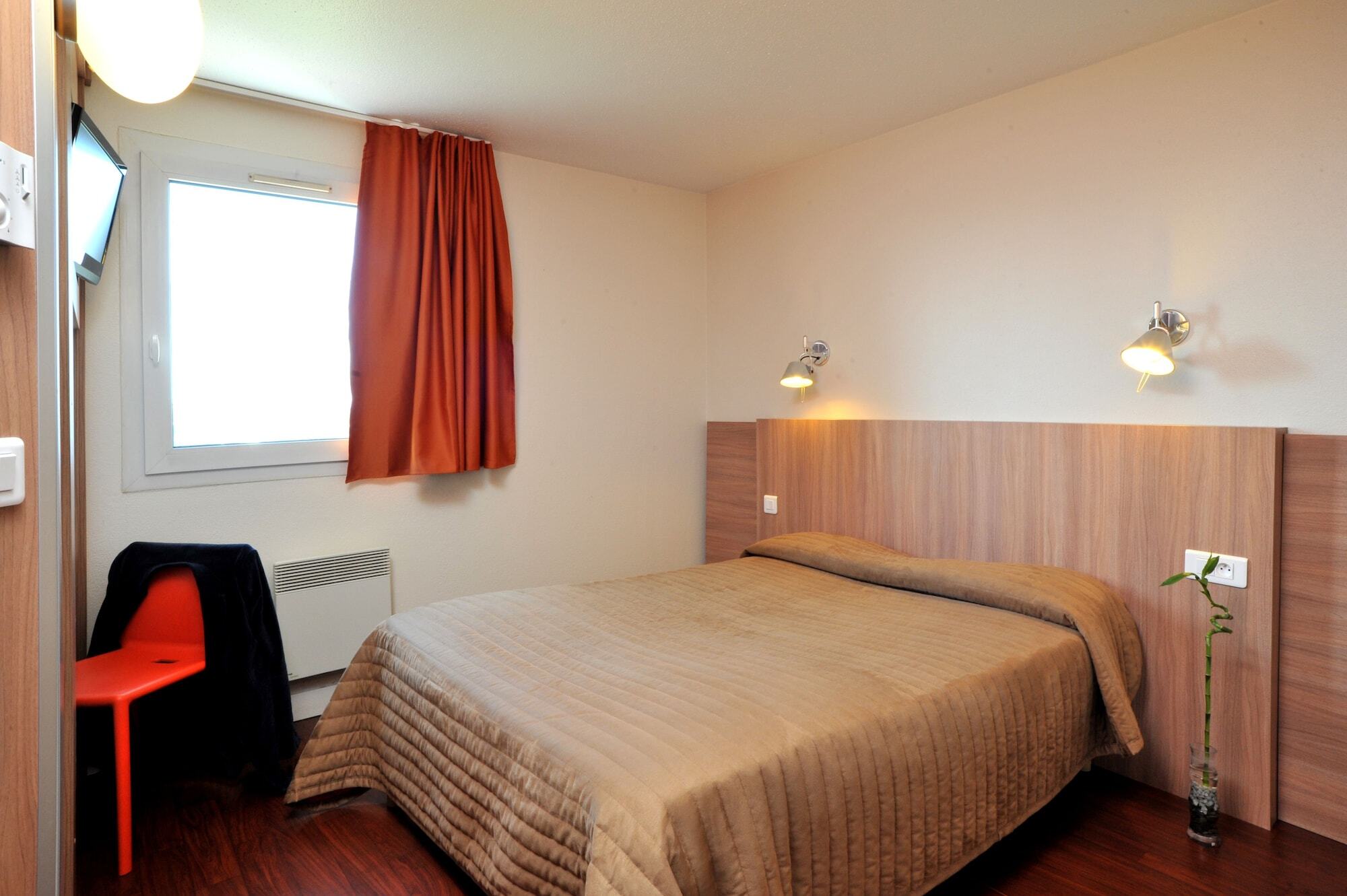 Kyriad Direct Agen Castelculier Buitenkant foto